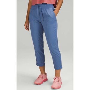 LULULEMON Water Drop Dance Studio Mid Rise Crop Pants